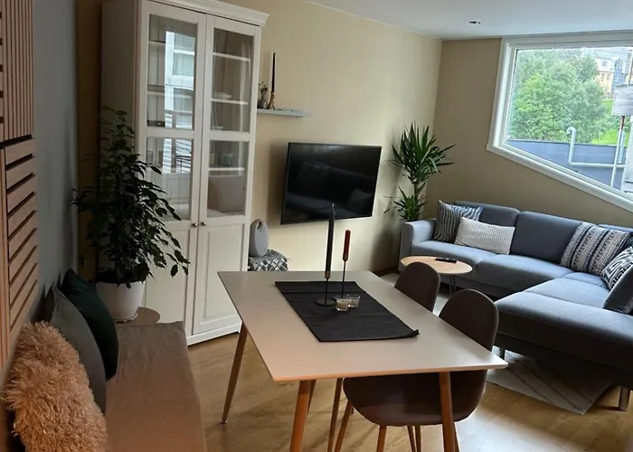 Urban And Quiet In Centrum Lägenhet *